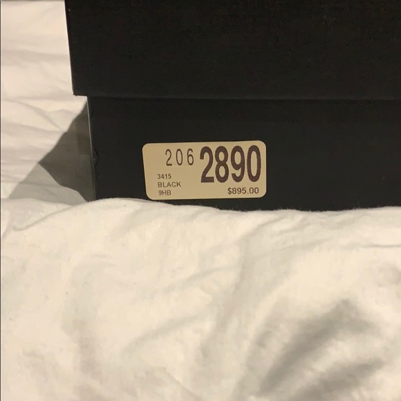 Saint Laurent suede booties - Picture 2 of 8